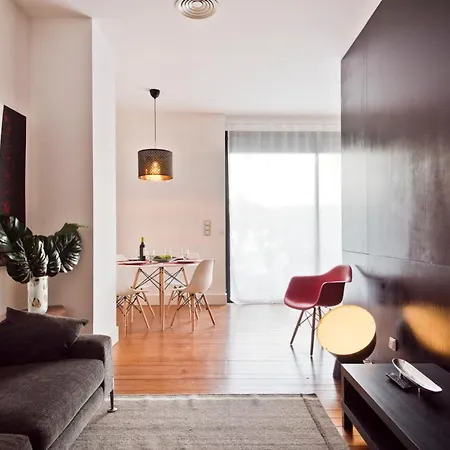 Bmyguest - Campo Pequeno Terrace アパート